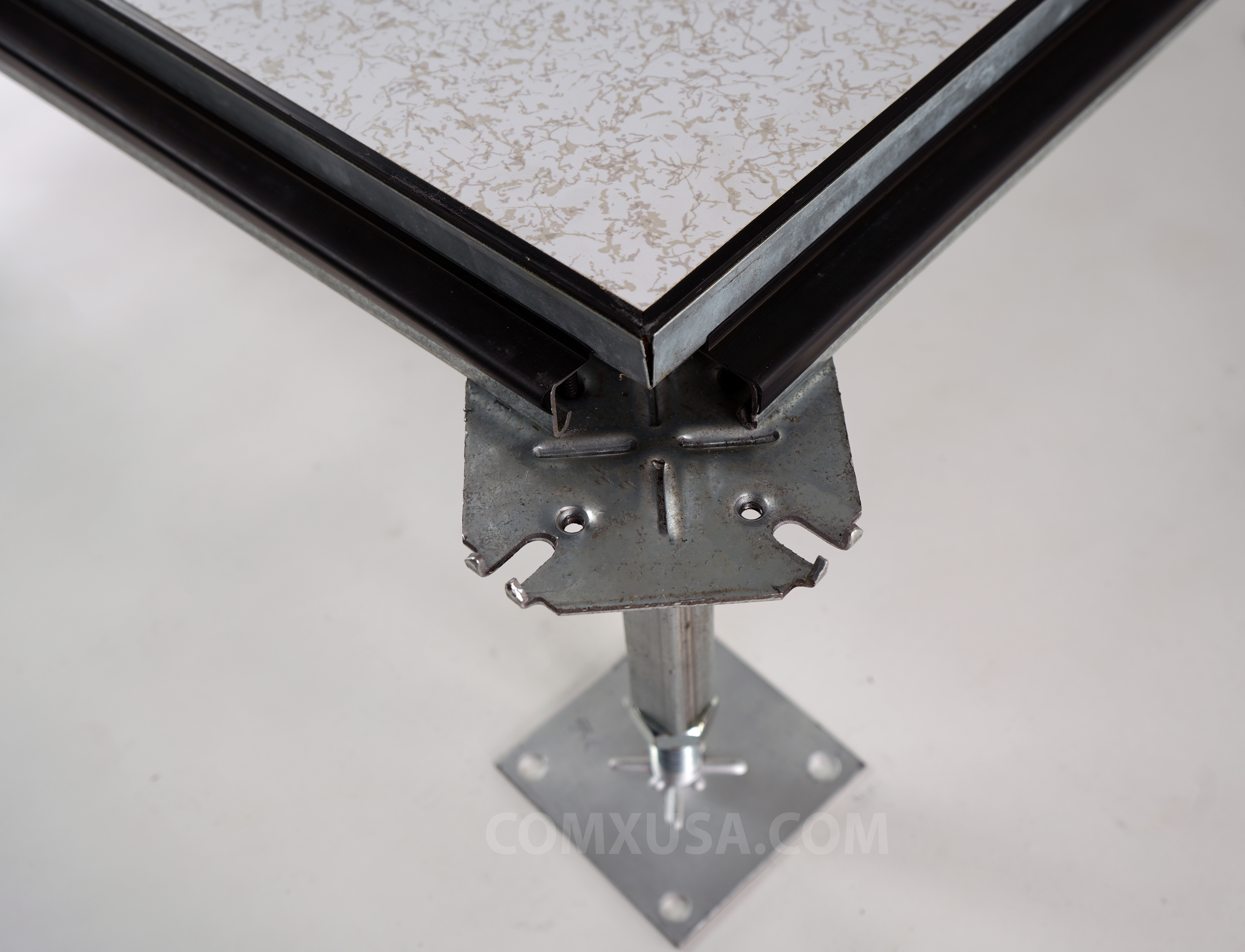CX40 Heavy Duty Woodcore Raised Access Flooring